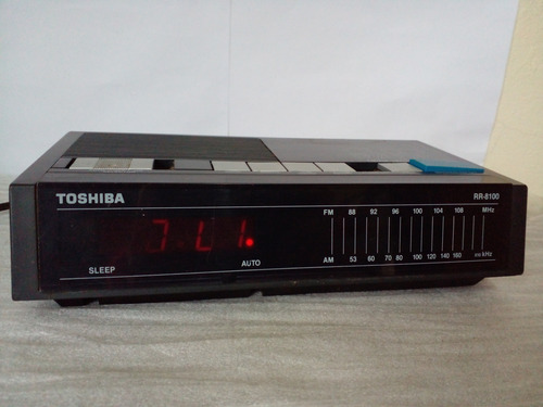 Radio Relógio Toshiba Antigo (Usado)