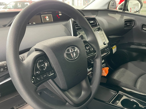 Imagen 7 de 14 de Toyota Prius Base 2022