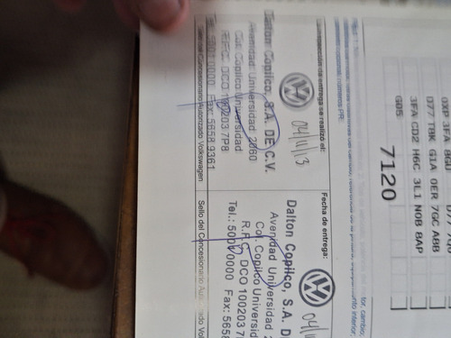 Volkswagen Passat 2.5 Confortline R 17 At