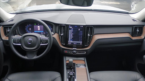 Volvo XC60 2.0 T8 RECHARGE PLUS AWD GEARTRONIC
