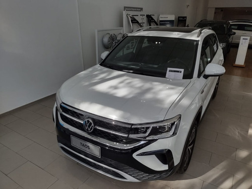 Volkswagen Taos Highline