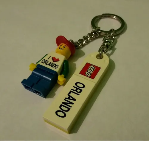 Llavero Lego, Para Jóvenes.