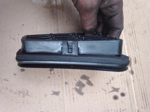 Difusor Izquierdo Pointer 2001 (Usado)