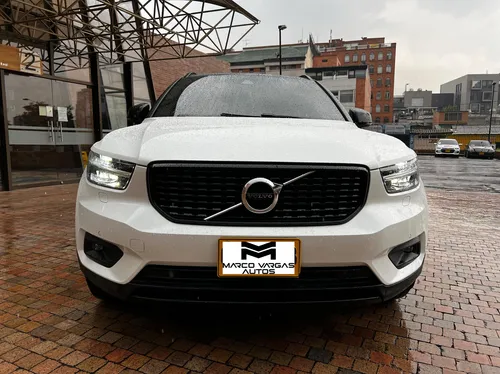 Volvo XC40 T4 R-Desing