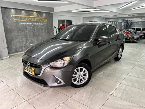 Mazda 2 Touring AT 2020