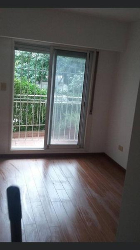 Imagen 2 de 10 de Se Vende Hermoso Departamento Con Balcón. Zona Abasto. Ideal Inversión. Oportunidad.