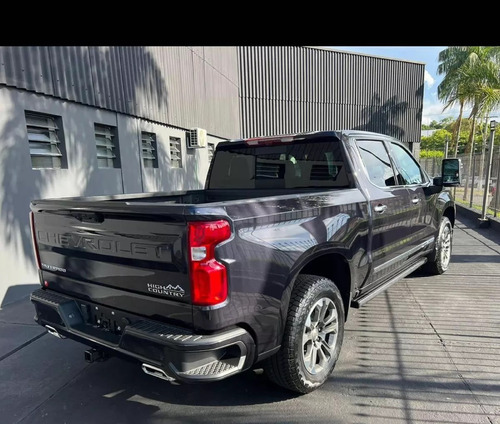 Chevrolet Silverado 5.3 V8 High Country
