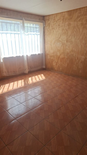 Casa En Venta De 3 Dormitorios En La Comuna De Lautaro