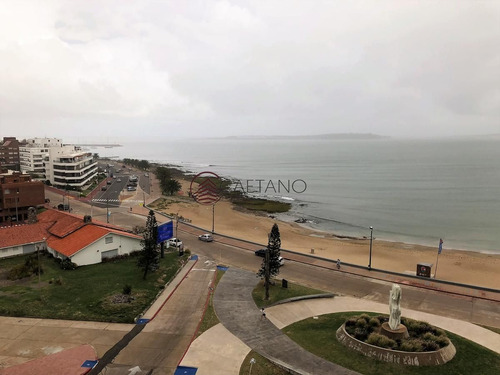 Imagen 2 de 18 de Amplio Apartamento De 4 Dormitorios En Primera Linea! - Punta Del Este Punta Del Este