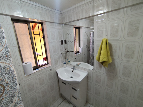 Casa Esquina 3d 2b - No Pareada- Solida 100 Mt2