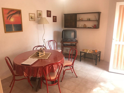 Imagen 4 de 10 de Departamento En Venta. 3 Amb. 2 Dor. 60 M2 Cub