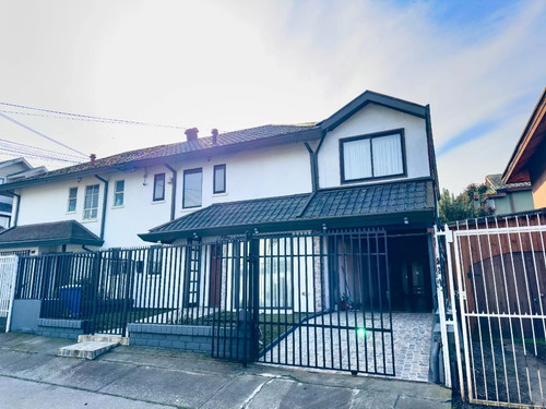 Linda Casa En Lomas San Andrés
