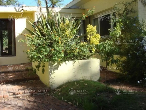 Venta Casa 4 Dormitorios. Solanas, Punta Ballena.