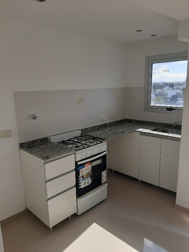 Imagen 15 de 16 de Departamento En Venta En Lanús Oeste