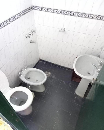 Casa En Venta Bº Maipu 1º Sección. 3 Dormitorios-3baños. Con Escritura. 330 M2