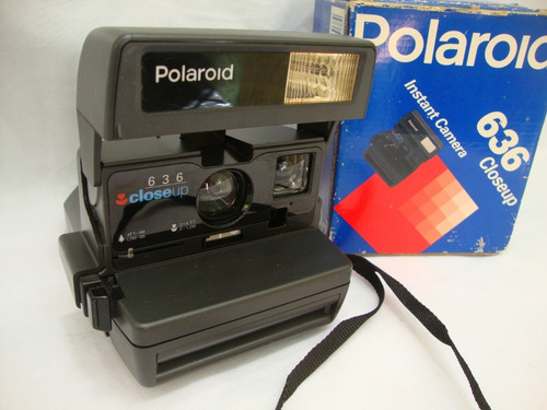 Antiga Camera Polaroid 636 Closeup Na Caixa Anos 80