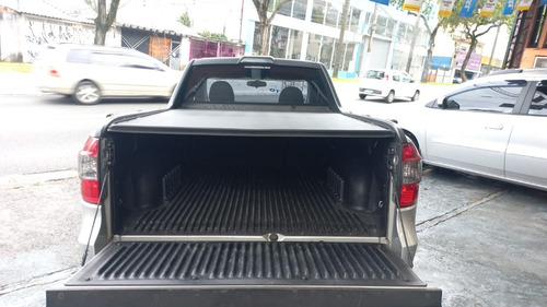 Imagem 11 de 15 de Chevrolet Montana Ls