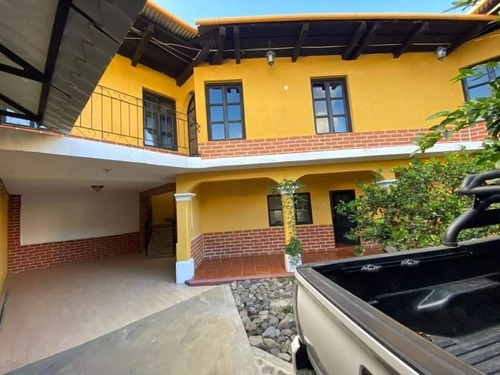 Imagen 3 de 9 de Casa En Renta De 3 Habitaciones En Jocotenango