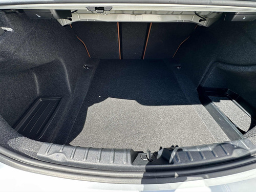 BMW Serie 3 2.0 330ia Sport Line At