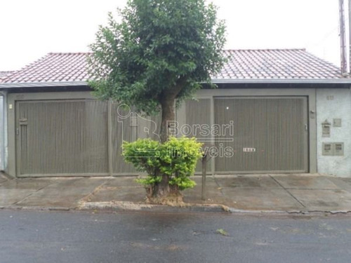 Imagem 1 de 5 de Venda De Casas / Padrão Na Cidade De Araraquara 5168