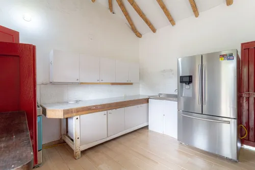 Lote En Venta En Vía Las Palmas. Cod V9098