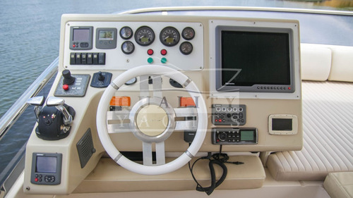 Imagen 12 de 12 de Yate Azimut 64 Barco
