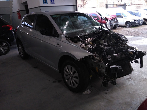 Imagen 7 de 9 de Volkswagen Polo Trendline 1.6 Msi 110cv