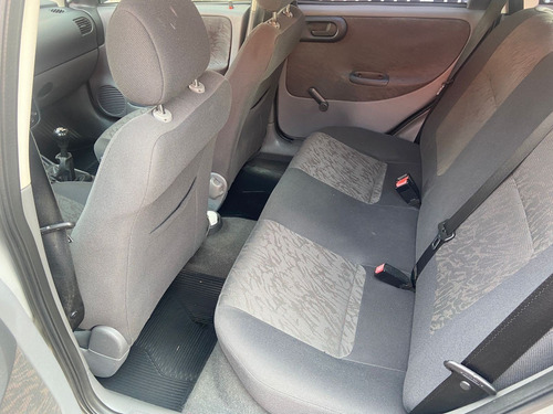 Chevrolet Corsa 1.0 MPFI PREMIUM 8V GASOLINA 4P MANUAL