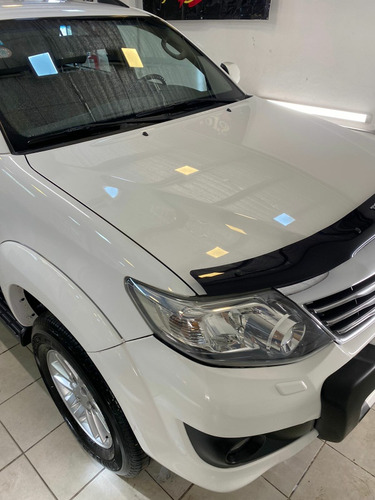 Toyota Hilux SW4 2.7 Srv Cuero Vvti 4x2 4at 7 As - C4