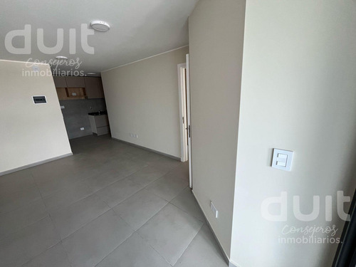 Venta En Nueva Córdoba - Planta Baja De 66 Metros Propios Y Patio Exclusivo
