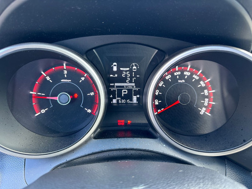 SsangYong Tivoli 1.6 4x2 At Full Tv1111