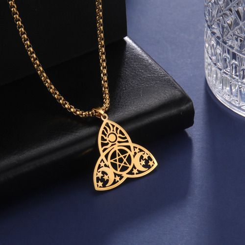 Collar Con Colgante Dorado Acero Inoxidable Unisex Triqueta Dorado