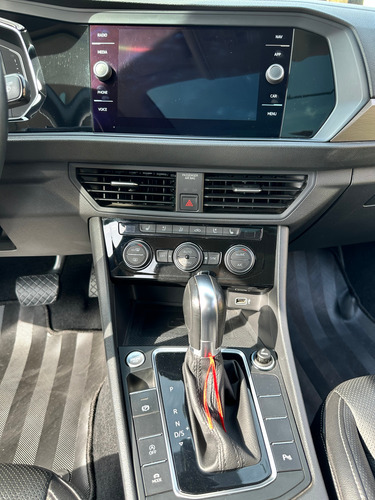 Volkswagen Vento 1.4 Highline 150cv At