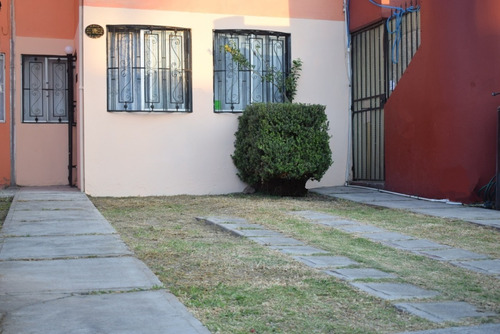 Vendo Ó Permuto Por Otro Inmueble, Casa En Rinconada San Felipe Coacalco, Edo. De Mexico