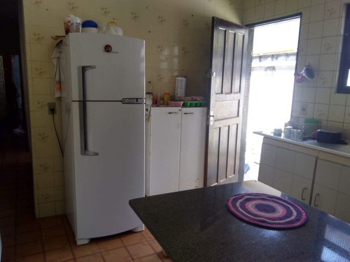 Imagem 3 de 7 de Casa Na Praia À 1,6 Km Do Mar, No Bairro Nossa Senhora Do Sion, Em Itanhaém