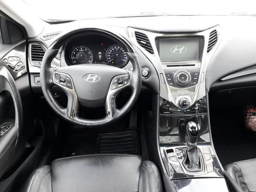 Imagem 10 de 15 de Hyundai Azera 3.0 V6*completo*teto Solar*automático*couro*