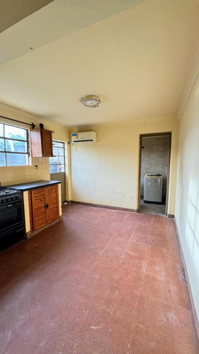 Casa En Venta - 1 Dormitorio 1 Baño - Saladillo