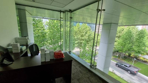 Imagen 10 de 14 de Moderna Oficina Habilitada, Nueva Las Condes, 228.65 M2