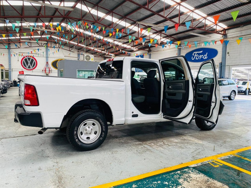 Dodge Ram 2500, Slt V8, 4x4 2017