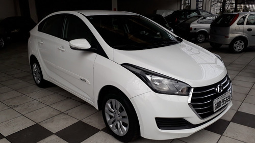 Imagem 1 de 10 de Hyundai Hb20 S1.6 Confort Plus Flex 5p 2019 49.750km Branco