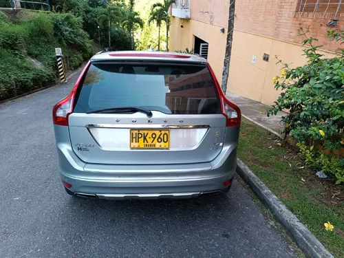 Volvo XC60 3.0 T6 R-design Awd