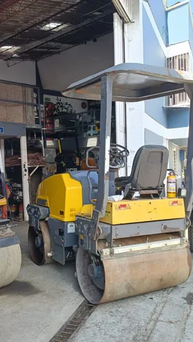 Vibrocompactador Dynapac
