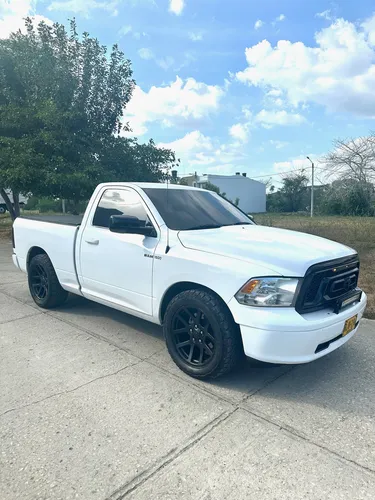 Dodge Ram 5.7 1500 Slt 4x2