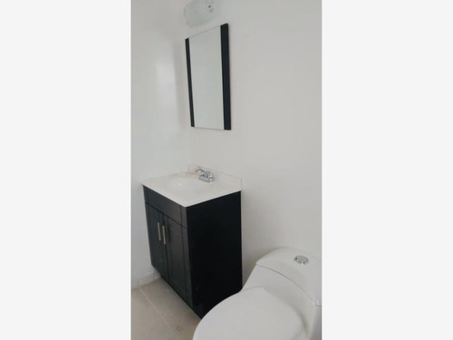 Imagen 11 de 12 de Casa Sola En Venta Fracc. Teresitas. 3 Niveles. Equipada. Nueva. Bien Ubicada. Crédito.