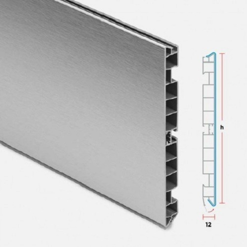 Imagen 1 de 2 de Rodapie Pvc Liso De Acabado Aluminio 3mts X15cm