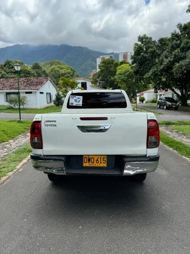 Toyota Hilux 2.4l