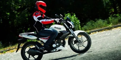 Imagen 12 de 17 de Benelli Tnt 15 0km 150 0km No Honda Cg Ybr Creditos Dni
