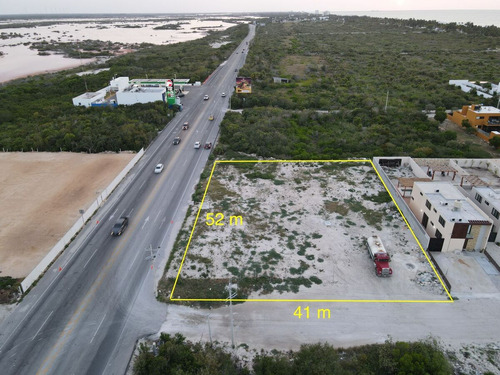 Terreno En Venta En Chicxulub, Km 10 Carretera Chicxulub, Yucatan