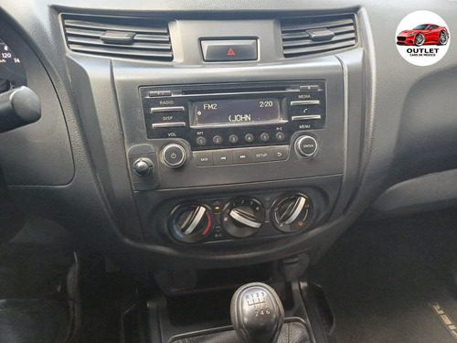 Nissan Frontier 2.5 Se Dc 4X2 Mt