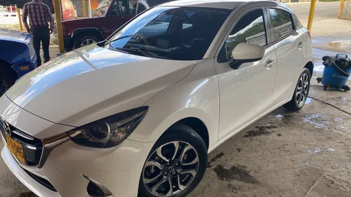 Mazda 2 1.5 Touring